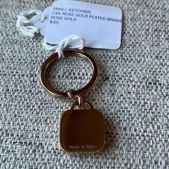Alexandra Clancy Signature Keychain - Picture 4 of 4